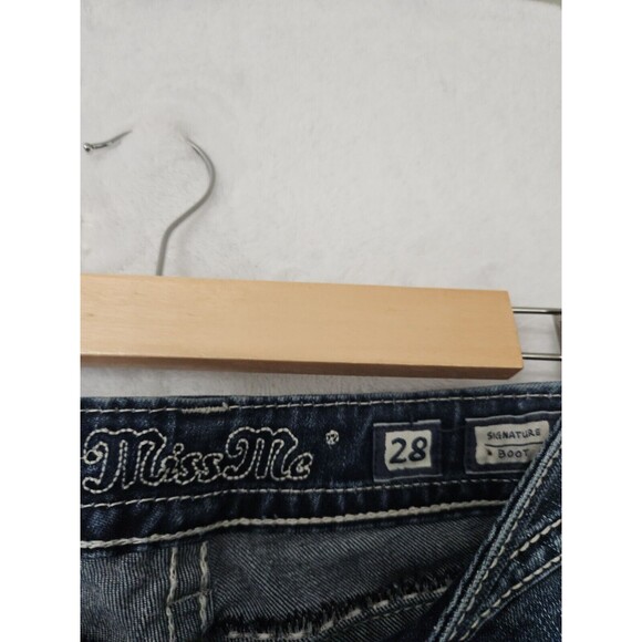 Miss Me Signature Rise Bootcut Dark Wash Women's Size 28 Embellished Embroidered - Picture 3 of 11